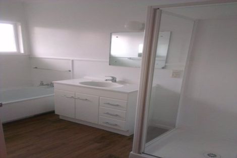 Photo of property in 3/87 Great South Road, Manurewa, Auckland, 2102