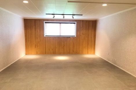 Photo of property in 4 Meadowvale Avenue, Forrest Hill, Auckland, 0620