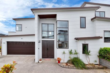 Photo of property in 93 San Valentino Drive, Henderson, Auckland, 0612