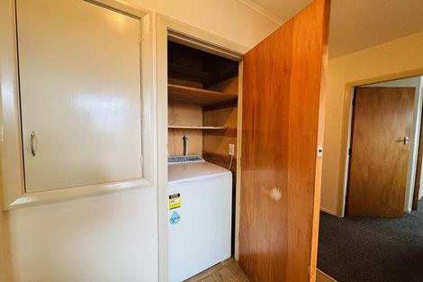 Photo of property in 14 Kiwi Court, Roslyn, Palmerston North, 4414