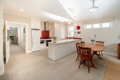 Photo of property in 23 Naughton Terrace, Kilbirnie, Wellington, 6022