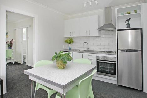 Photo of property in 73 Townsend Road, Miramar, Wellington, 6022