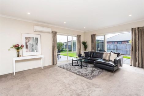 Photo of property in 46 Reka Street, Parklands, Christchurch, 8083