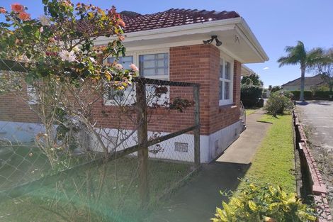 Photo of property in 55 Great South Road, Papatoetoe, Auckland, 2025