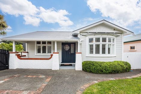 Photo of property in 108 Clyde Street, Island Bay, Wellington, 6023