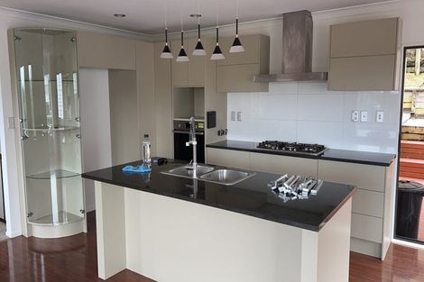 Photo of property in 11 Bangla Place, Massey, Auckland, 0614