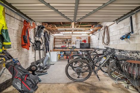 Photo of property in 2 Thomson Street, Green Island, Dunedin, 9018