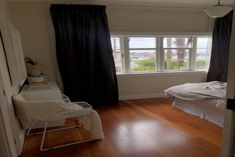 Photo of property in 7 Otahuri Crescent, Greenlane, Auckland, 1051