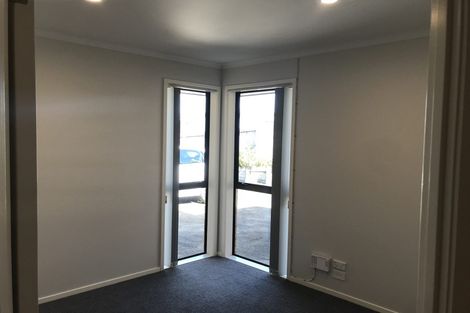 Photo of property in 248a Wairau Road, Glenfield, Auckland, 0627