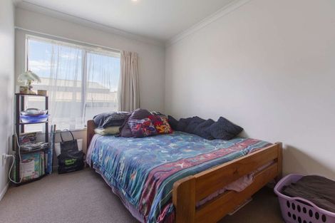 Photo of property in 114 Porchester Road, Papakura, 2110