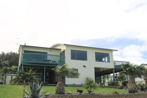 Photo of property in 8 Sirrah Street, Okitu, Gisborne, 4010
