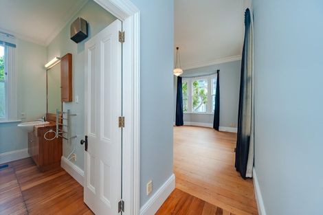 Photo of property in 21 Nairn Street, Mount Cook, Wellington, 6011