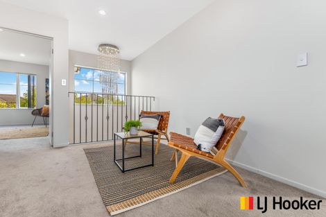 Photo of property in 39 Pickaberry Avenue, Karaka, Papakura, 2113