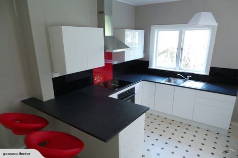 Photo of property in 90 Maupuia Road, Maupuia, Wellington, 6022