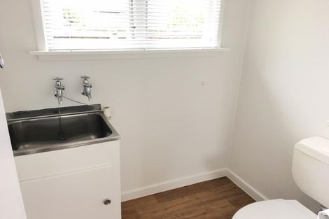 Photo of property in 99 Avonhead Road, Avonhead, Christchurch, 8042