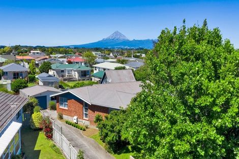 Photo of property in 9 Kennedy Place, Merrilands, New Plymouth, 4312