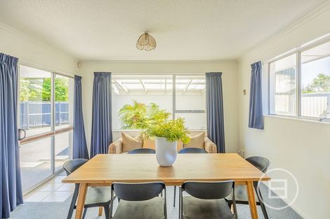 Photo of property in 22 Bucknell Street, Sockburn, Christchurch, 8042