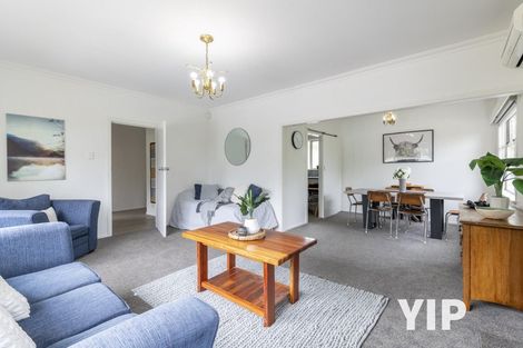 Photo of property in 20 Horokiwi Road West, Newlands, Wellington, 6037