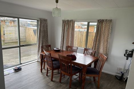 Photo of property in 81 Roberts Line, Kelvin Grove, Palmerston North, 4414