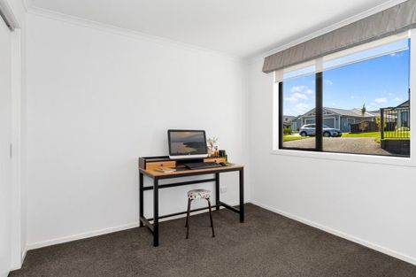 Photo of property in 56 Puhirake Crescent, Pyes Pa, Tauranga, 3112