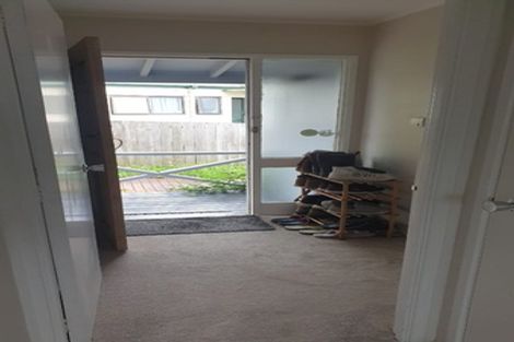 Photo of property in 19 Luanda Drive, Ranui, Auckland, 0612