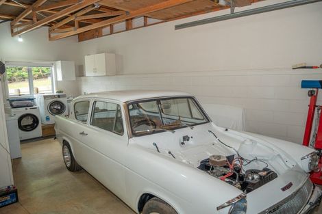 Photo of property in 34 Opoi Lane, Cable Bay, 0420