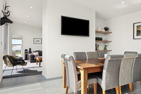 Photo of property in 21 Awa Toru Drive, Fairfield, Dunedin, 9018