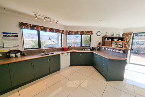 Photo of property in 106 Shields Street, Clyde, 9330