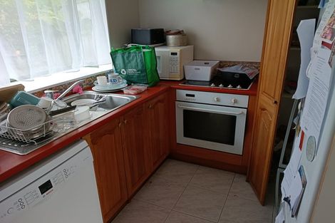 Photo of property in 74 Rosario Crescent, Red Beach, 0932