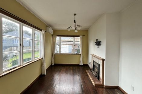 Photo of property in 18 Connolly Avenue, Mount Roskill, Auckland, 1041