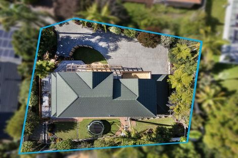 Photo of property in 8 Saint Lucia Place, Unsworth Heights, Auckland, 0632