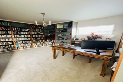 Photo of property in 1098 Peak Road, Helensville, 0875