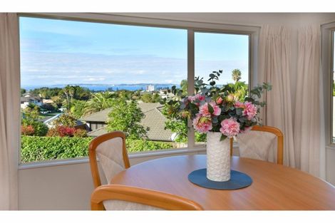 Photo of property in 4 Astor Place, Orewa, 0931