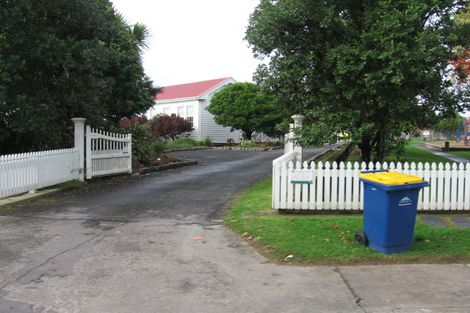 Photo of property in 13b Greenhithe Road, Greenhithe, Auckland, 0632