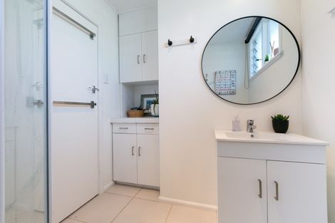 Photo of property in 261 Havelock Road, Akina, Hastings, 4122