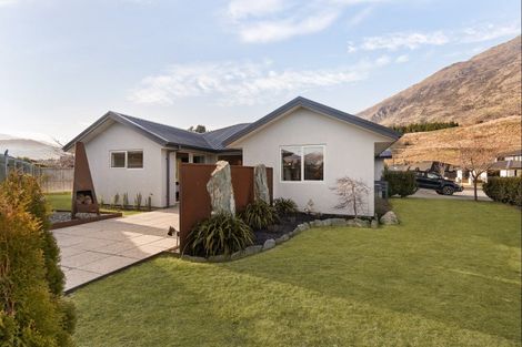 Photo of property in 21 Risinghurst Terrace, Lower Shotover, Queenstown, 9304