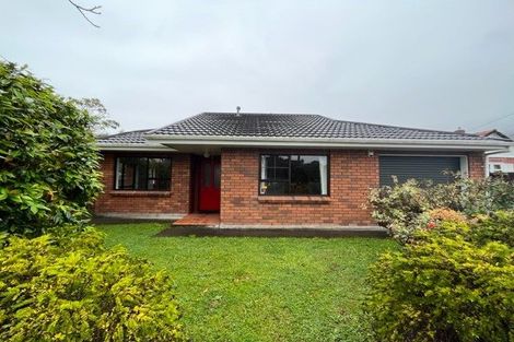 Photo of property in 15 Vincent Street, Waterloo, Lower Hutt, 5011