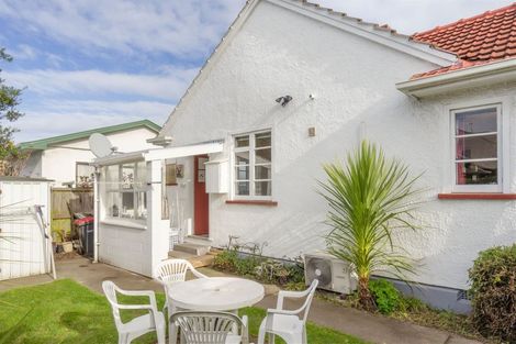 Photo of property in 3 Curletts Road, Sockburn, Christchurch, 8042