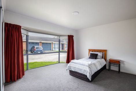 Photo of property in 4/49 Sackville Street, Fitzroy, New Plymouth, 4312