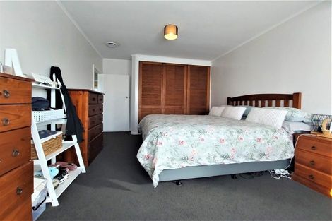 Photo of property in 3 Ambler Avenue, Glen Eden, Auckland, 0602