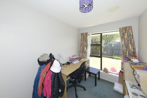 Photo of property in 1/48 Jeffreys Road, Fendalton, Christchurch, 8052