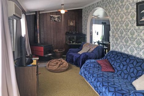 Photo of property in 20 Rimu Street, Kaka Point, 9271