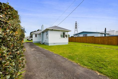Photo of property in 31 Paritutu Road, Spotswood, New Plymouth, 4310