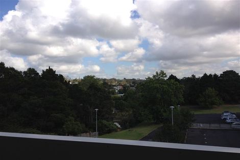 Photo of property in 9e/30 Westward Ho, Glen Eden, Auckland, 0602