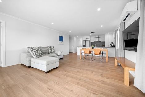 Photo of property in 19 Roslyn Farm Street, Ramarama, Drury, 2579