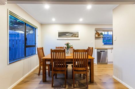 Photo of property in 23 James Cook Drive, Whitby, Porirua, 5024