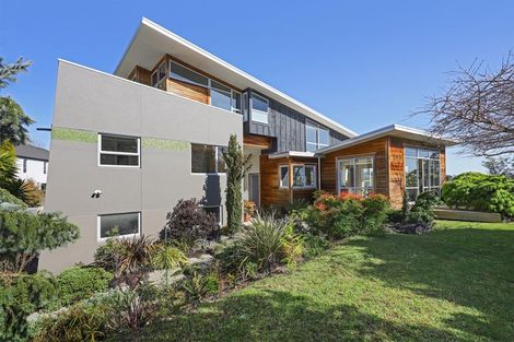 Photo of property in 20 Burbury Ridge, Havelock North, 4130