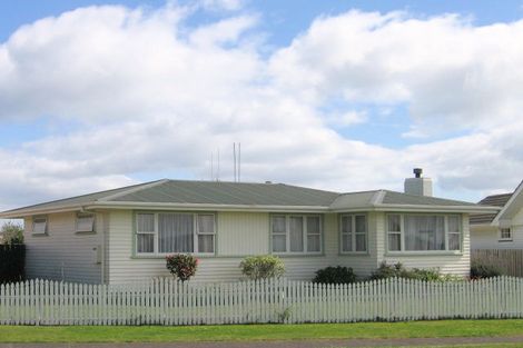 Photo of property in 5 Concord Avenue, Mount Maunganui, 3116