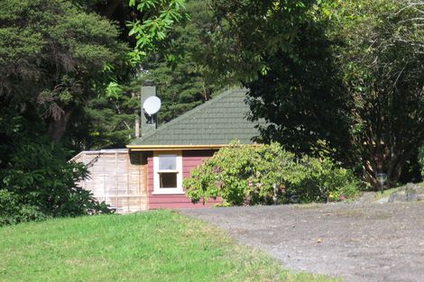 Photo of property in 31 Fairmount Road, Titirangi, Auckland, 0604