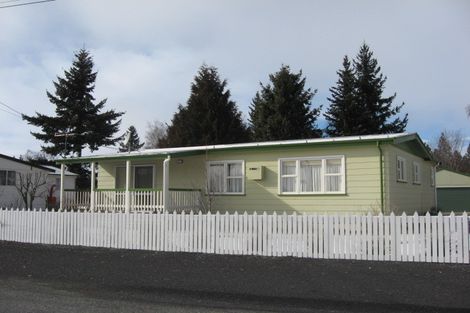 Photo of property in 49 Jollie Road, Twizel, 7901